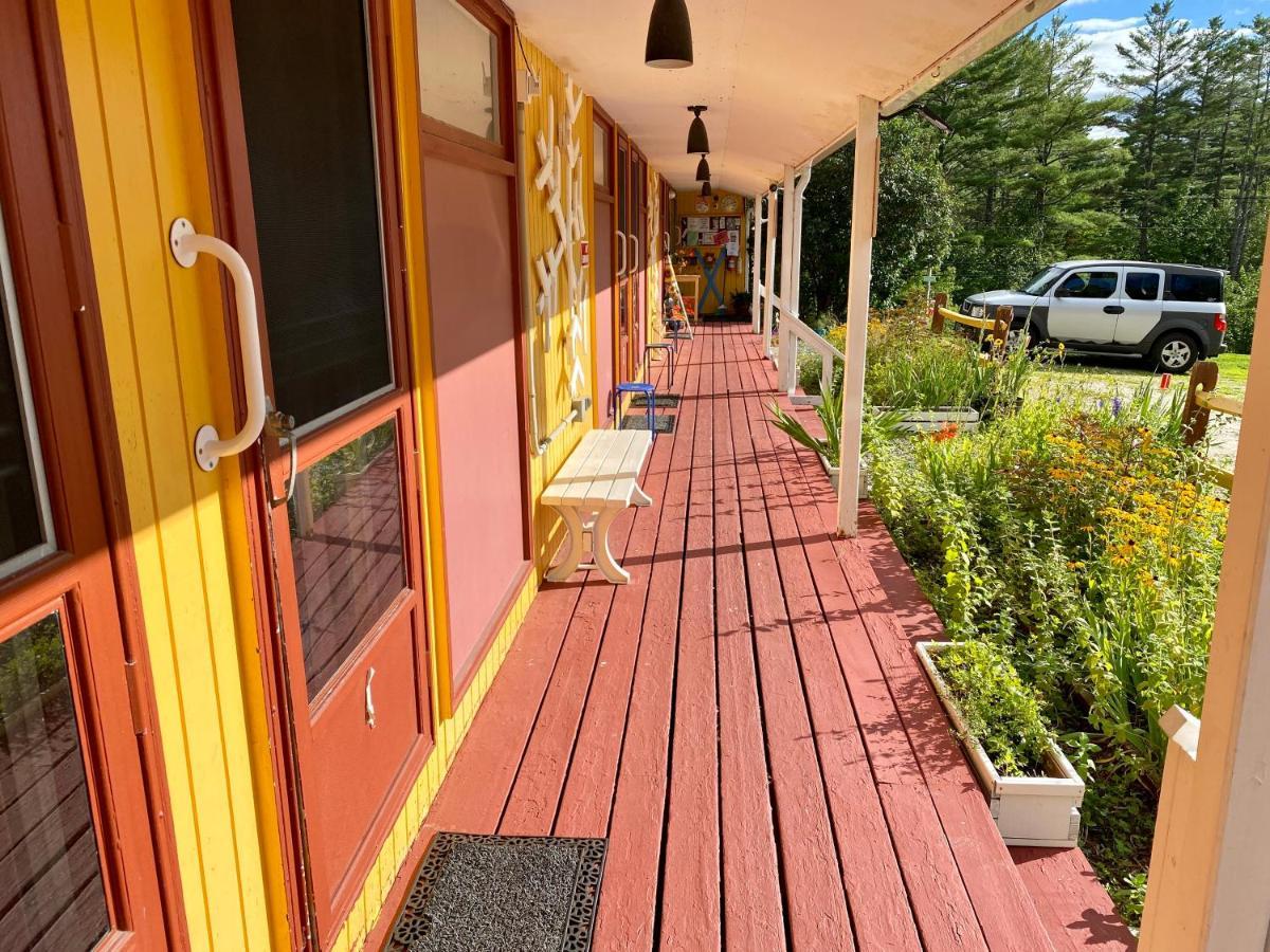 Snowdon Chalet Motel Londonderry المظهر الخارجي الصورة